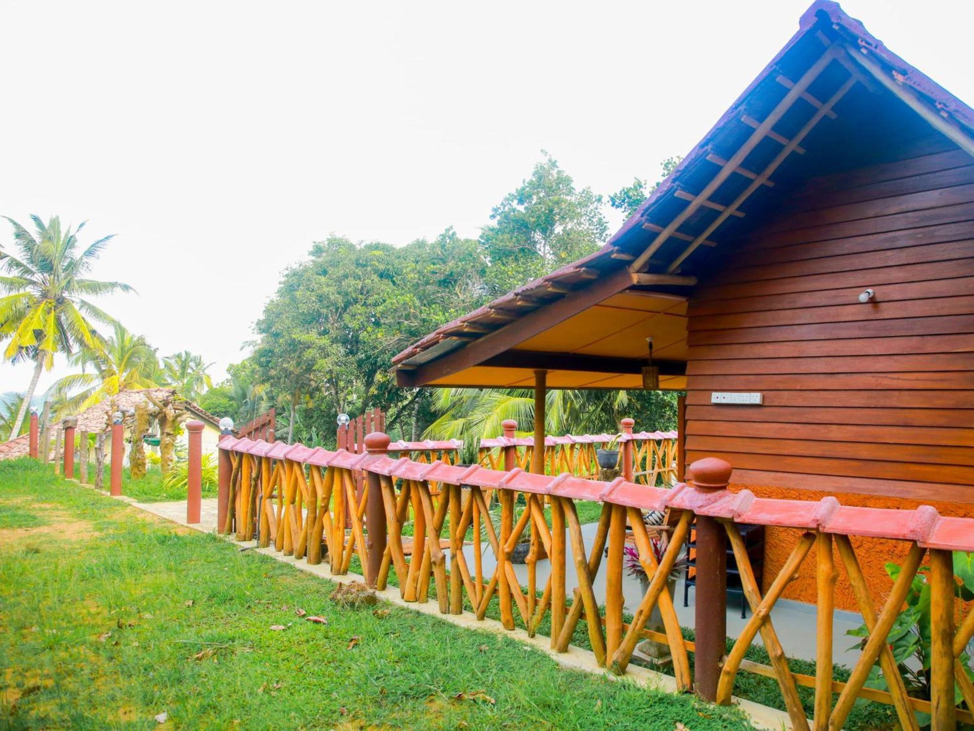 Blue Ocean Tree House Hiriketiya Villa Dickwella Exterior photo